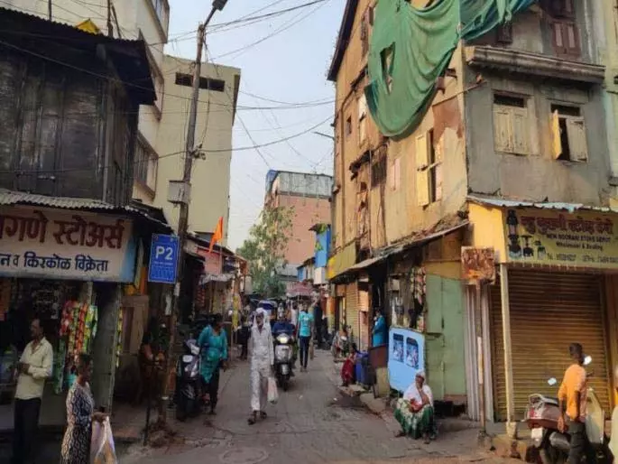 बुधवार पेठ से 4 Bangladeshi महिलाओं को बचाया गया; एक गिरफ्तार बुधवार पेठ से 4 Bangladeshi महिलाओं को बचाया गया; एक गिरफ्तार