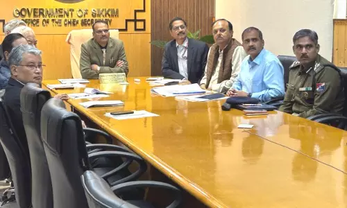 सीएस ने सेवोक-रंगपो रेलवे लाइन की परिचालन तैयारियों पर समीक्षा बैठक की अध्यक्षता सीएस ने सेवोक-रंगपो रेलवे लाइन की परिचालन तैयारियों पर समीक्षा बैठक की अध्यक्षता