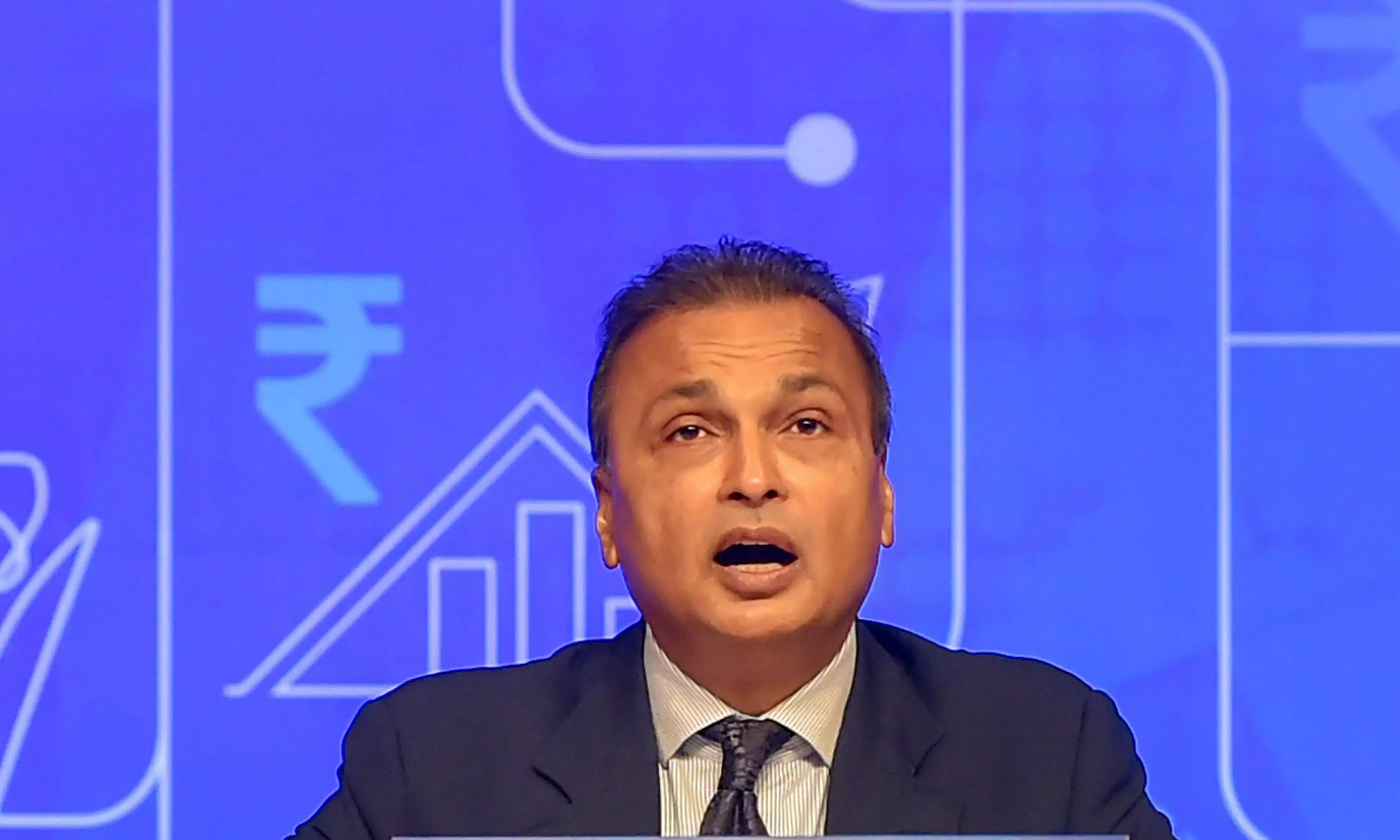 ED ने हैदराबाद, मुंबई में रिलायंस पावर के ठिकानों की तलाशी ली ED ने हैदराबाद, मुंबई में रिलायंस पावर के ठिकानों की तलाशी ली