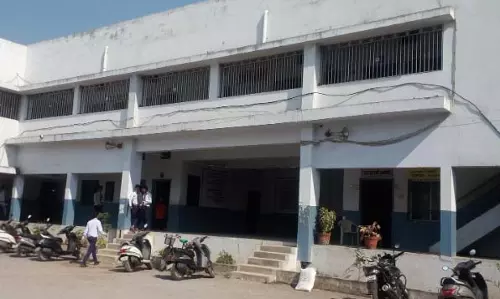 रायपुर DEO ने बोर्ड परीक्षा के बीच सुंदरनगर हाईस्कूल का केंद्राध्यक्ष बदला
