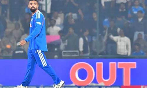 टी20 वर्ल्ड कप: वरुण चक्रवर्ती की मिस्ट्री फीकी पड़ी, क्या कुलदीप यादव को मिलेगा फाइनल में मौका?