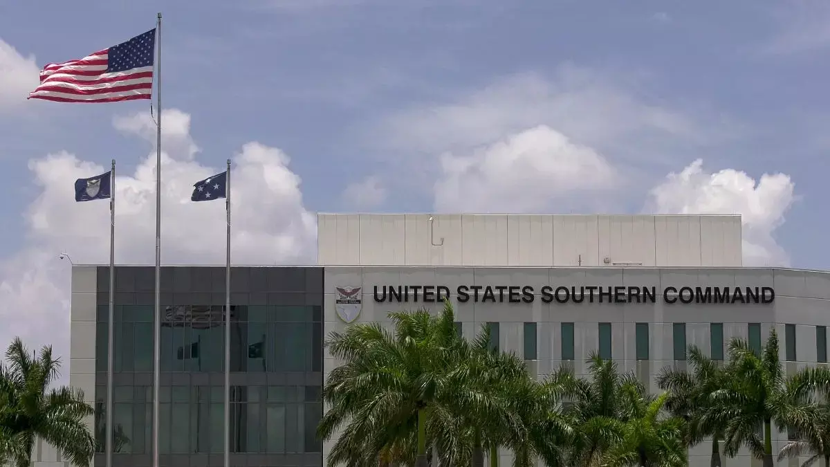 US ने इक्वाडोर में नार्को-टेररिस्ट के खिलाफ मिलिट्री ऑपरेशन चलाया US ने इक्वाडोर में नार्को-टेररिस्ट के खिलाफ मिलिट्री ऑपरेशन चलाया