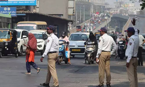 Maharashtra बजट 2026 में BS-IV गाड़ियों को स्क्रैप करने को बढ़ावा दिया गया है