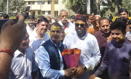 Indore : दूध खरीद दर ₹820 से बढ़ाकर ₹850/किलो फैट की गई Indore : दूध खरीद दर ₹820 से बढ़ाकर ₹850/किलो फैट की गई