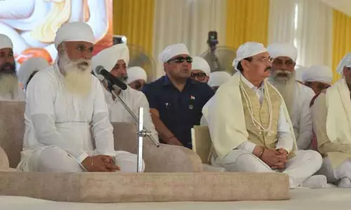 Nadda ने सिरसा में नामधारी डेरा का दौरा किया, समुदाय की विरासत की प्रशंसा की Nadda ने सिरसा में नामधारी डेरा का दौरा किया, समुदाय की विरासत की प्रशंसा की