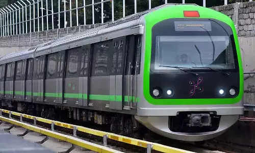 Our Metro ग्रीन लाइन: ट्रेन ट्रैफ़िक का स्पीड कंट्रोल Our Metro ग्रीन लाइन: ट्रेन ट्रैफ़िक का स्पीड कंट्रोल