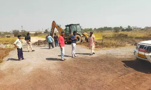 जरवाय में 1 एकड़ की अवैध प्लाटिंग पर चला बुलडोजर