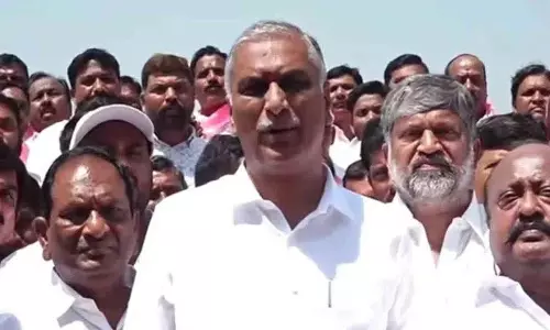 आपकी गाली-गलौज से किसानों की भूख पूरी नहीं होगी: Harish Rao आपकी गाली-गलौज से किसानों की भूख पूरी नहीं होगी: Harish Rao