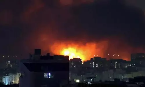 Iran की अंडरग्राउंड मिसाइल फैक्ट्री पर 80 जेट और 230 बमों से हमला Iran की अंडरग्राउंड मिसाइल फैक्ट्री पर 80 जेट और 230 बमों से हमला