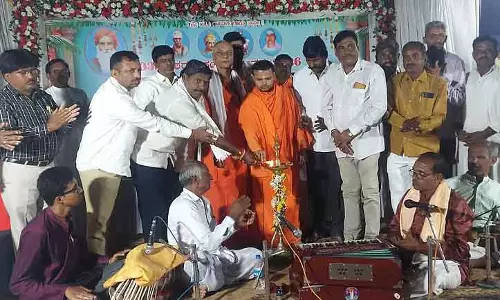 शरण के गुण मानवता के लिए मार्गदर्शक हैं: Basavalinga Swamiji शरण के गुण मानवता के लिए मार्गदर्शक हैं: Basavalinga Swamiji