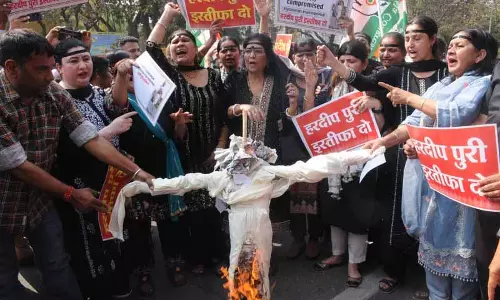 Chandigarh कांग्रेस ने एपस्टीन विवाद पर मंत्री को हटाने की मांग की