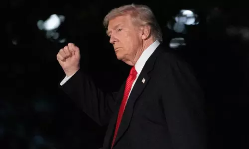 Trump ने कहा कि ईरान ने पड़ोसियों के सामने सरेंडर कर दिया, और चेतावनी दी कि आज उसे बहुत मुश्किल झटका लगेगा
