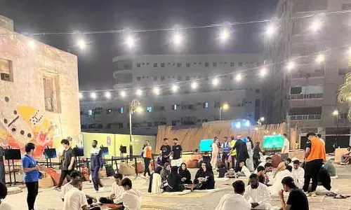 रमज़ान में Jeddah की गलियों में लौटती पुरानी परंपराएँ रमज़ान में Jeddah की गलियों में लौटती पुरानी परंपराएँ