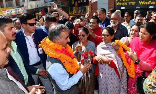 CM Sukhu ने खाली इमारतों और खराब शिक्षा के स्तर को लेकर पिछली सरकार पर निशाना साधा CM Sukhu ने खाली इमारतों और खराब शिक्षा के स्तर को लेकर पिछली सरकार पर निशाना साधा