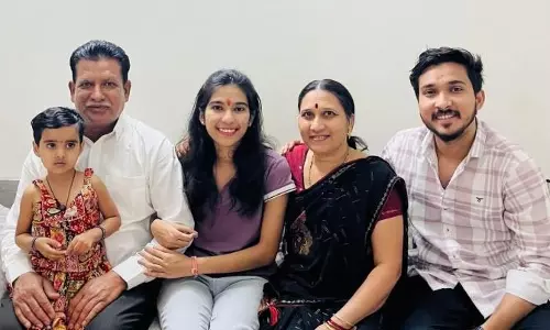 पान की दुकान से CA तक: हिम्मत और शान की कहानी पान की दुकान से CA तक: हिम्मत और शान की कहानी