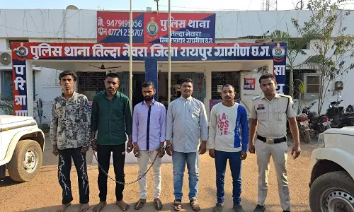 रायपुर ग्रामीण पुलिस का सख्त अभियान, 18 आरोपियों पर कार्रवाई कर भेजा जेल रायपुर ग्रामीण पुलिस का सख्त अभियान, 18 आरोपियों पर कार्रवाई कर भेजा जेल
