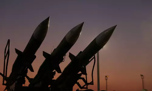बेदाग़ काम: IRGC ने US बेस और कब्ज़े वाले इलाकों पर हमलों की 23वीं लहर शुरू की बेदाग़ काम: IRGC ने US बेस और कब्ज़े वाले इलाकों पर हमलों की 23वीं लहर शुरू की