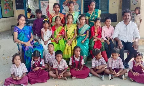 Dupahad Primary School में सेल्फ-गवर्नमेंट डे मनाया गया Dupahad Primary School में सेल्फ-गवर्नमेंट डे मनाया गया