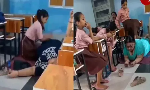 MP स्कूल में क्लास के दौरान स्टूडेंट्स द्वारा हेडमिस्ट्रेस की मसाज के बाद हंगामा MP स्कूल में क्लास के दौरान स्टूडेंट्स द्वारा हेडमिस्ट्रेस की मसाज के बाद हंगामा