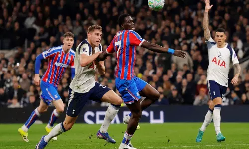 Premier League: क्रिस्टल पैलेस से 3-1 से हारने के बाद टोटेनहम हॉटस्पर का हार का सिलसिला जारी Premier League: क्रिस्टल पैलेस से 3-1 से हारने के बाद टोटेनहम हॉटस्पर का हार का सिलसिला जारी