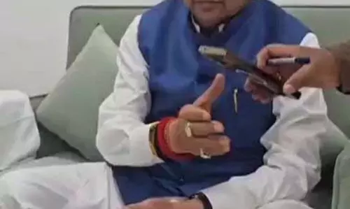मुख्यमंत्री धामी ने UPSC टॉपर शांभवी तिवारी और मीनल नेगी को दी बधाई