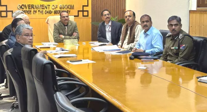 सीएस ने सेवोक-रंगपो रेलवे लाइन की परिचालन तैयारियों पर समीक्षा बैठक की अध्यक्षता सीएस ने सेवोक-रंगपो रेलवे लाइन की परिचालन तैयारियों पर समीक्षा बैठक की अध्यक्षता
