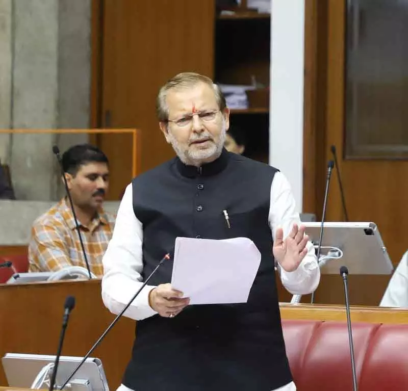 नई टेक्नोलॉजी अपनाएं, गन्ने की खेती की लागत कम करें: Haryana के किसानों से मंत्री ने कहा नई टेक्नोलॉजी अपनाएं, गन्ने की खेती की लागत कम करें: Haryana के किसानों से मंत्री ने कहा