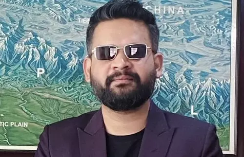 नेपाल के पूर्व पीएम प्रचंड को मिली जीत, केपी ओली को पछाड़कर भारी मतों से आगे बढ़ रहे बालेन शाह नेपाल के पूर्व पीएम प्रचंड को मिली जीत, केपी ओली को पछाड़कर भारी मतों से आगे बढ़ रहे बालेन शाह