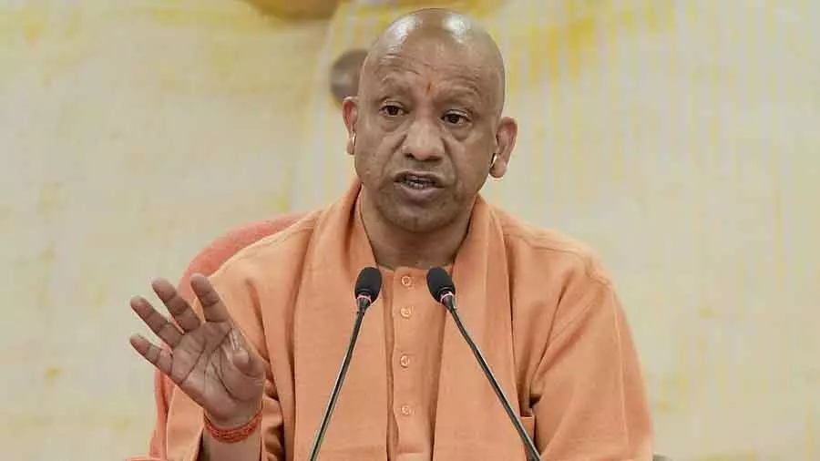 CM आदित्यनाथ कानपुर में RSS-BJP मीटिंग में शामिल हुए CM आदित्यनाथ कानपुर में RSS-BJP मीटिंग में शामिल हुए