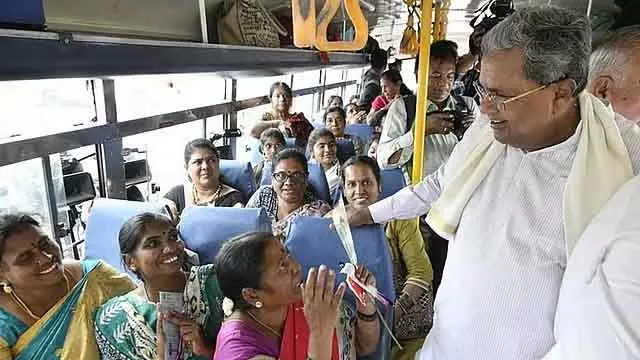 Karnataka : सरकार ने ट्रांसपोर्ट सेक्टर के लिए बंपर घोषणा की Karnataka : सरकार ने ट्रांसपोर्ट सेक्टर के लिए बंपर घोषणा की