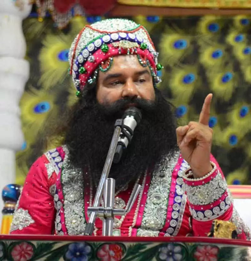 हाई कोर्ट ने 2002 के पत्रकार मर्डर केस में डेरा प्रमुख Gurmeet Ram Rahim को बरी कर दिया हाई कोर्ट ने 2002 के पत्रकार मर्डर केस में डेरा प्रमुख Gurmeet Ram Rahim को बरी कर दिया