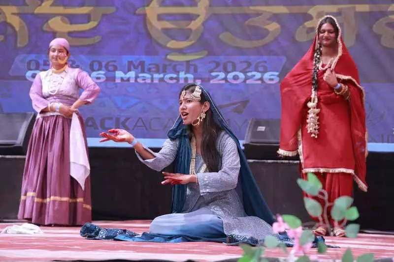 Ludhiana के गुरु नानक देव इंजीनियरिंग कॉलेज में कल्चरल शो खत्म हुआ Ludhiana के गुरु नानक देव इंजीनियरिंग कॉलेज में कल्चरल शो खत्म हुआ