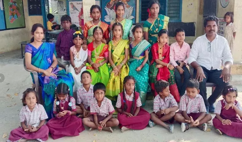 Dupahad Primary School में सेल्फ-गवर्नमेंट डे मनाया गया Dupahad Primary School में सेल्फ-गवर्नमेंट डे मनाया गया