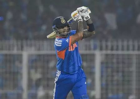 India बनाम न्यूजीलैंड: टी20 फॉर्मेट में सर्वाधिक छक्के लगाने वाले 5 बल्लेबाज India बनाम न्यूजीलैंड: टी20 फॉर्मेट में सर्वाधिक छक्के लगाने वाले 5 बल्लेबाज