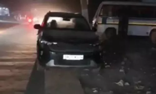 Faridabad कार में दो भाई मृत मिले