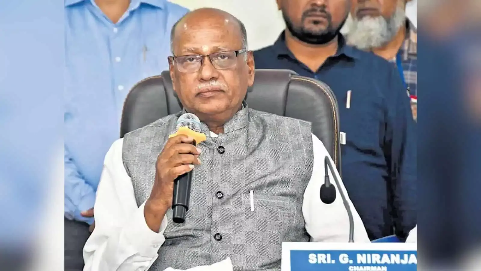 Telangana के 50 परसेंट उम्मीदवार जिन्होंने UPSC पास किया है, वे OBC कैटेगरी से Telangana के 50 परसेंट उम्मीदवार जिन्होंने UPSC पास किया है, वे OBC कैटेगरी से