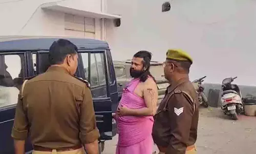 शंकराचार्य अविमुक्तेश्वरानंद पर FIR कराने वाले आशुतोष महाराज पर हमला