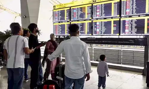 Middle ईस्ट संघर्ष के कारण दिल्ली, मुंबई एयरपोर्ट पर 100 फ्लाइट्स कैंसिल Middle ईस्ट संघर्ष के कारण दिल्ली, मुंबई एयरपोर्ट पर 100 फ्लाइट्स कैंसिल