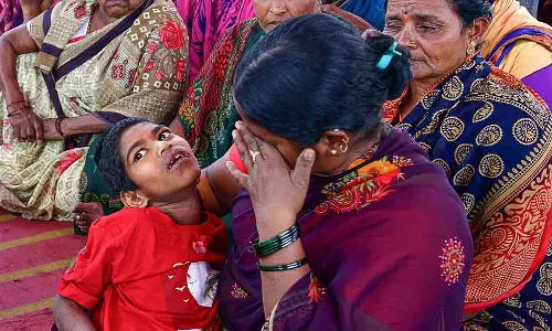 Karnataka के कोप्पल गांव में इंडस्ट्रियल प्रदूषण से दम घुट रहा है Karnataka के कोप्पल गांव में इंडस्ट्रियल प्रदूषण से दम घुट रहा है
