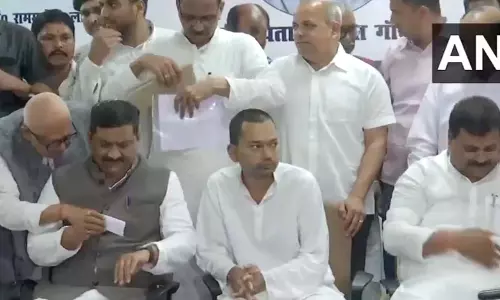मुख्यमंत्री नीतीश कुमार के बेटे निशांत कुमार JDU में शामिल, मिलेगी बड़ी जिम्मेदारी? मुख्यमंत्री नीतीश कुमार के बेटे निशांत कुमार JDU में शामिल, मिलेगी बड़ी जिम्मेदारी?