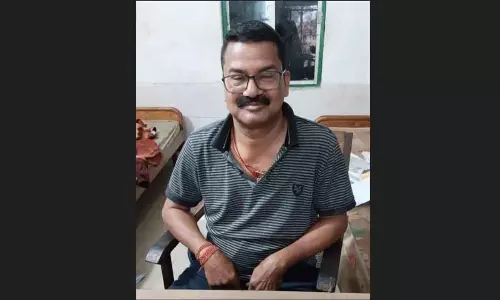 Odisha: विजिलेंस ने आय से अधिक संपत्ति के मामले में सिंचाई इंजीनियर को गिरफ्तार किया Odisha: विजिलेंस ने आय से अधिक संपत्ति के मामले में सिंचाई इंजीनियर को गिरफ्तार किया