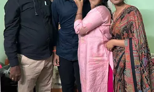UPSC की तैयारी के लिए डॉक्टर ने नौकरी छोड़ी: ओली ने 462वीं रैंक हासिल की UPSC की तैयारी के लिए डॉक्टर ने नौकरी छोड़ी: ओली ने 462वीं रैंक हासिल की