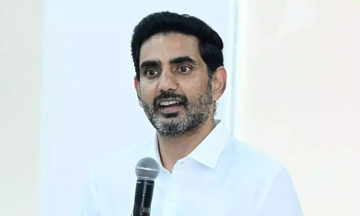 YCP राज में हर महीने 100 करोड़ रुपये की शराब की रिश्वत: लोकेश