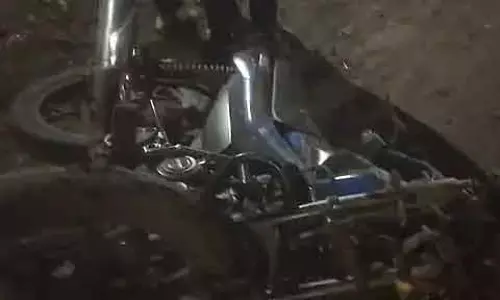 Sehore में तेज रफ्तार बोलेरो ने बाइक को टक्कर मारी; दो नाबालिगों की मौत, दो घायल