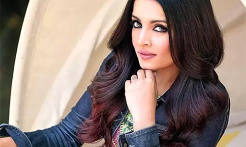Celina Jaitly ने अपनी शादी टूटने और अपने लापता भाई के लिए लड़ने के बारे में बताया Celina Jaitly ने अपनी शादी टूटने और अपने लापता भाई के लिए लड़ने के बारे में बताया