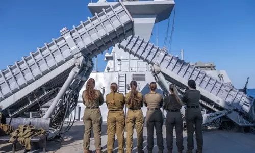 IDF में महिलाओं की बढ़ती भूमिका, ऑपरेशन रॉरिंग लायन में 20 फीसदी महिलाएं IDF में महिलाओं की बढ़ती भूमिका, ऑपरेशन रॉरिंग लायन में 20 फीसदी महिलाएं
