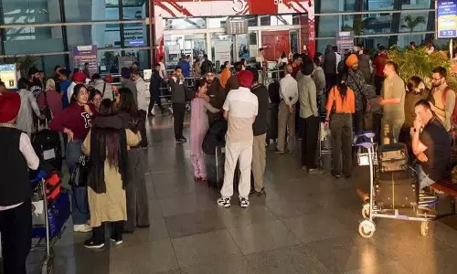 West Asia में तनाव बढ़ा: ईरान ने पलटवार किया West Asia में तनाव बढ़ा: ईरान ने पलटवार किया