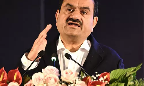 अंतरराष्ट्रीय महिला दिवस पर बोले गौतम अदाणी, परिवार की महिलाओं ने जीवन के प्रति दृष्टिकोण को आकार देने में निभाई निर्णायक भूमिका अंतरराष्ट्रीय महिला दिवस पर बोले गौतम अदाणी, परिवार की महिलाओं ने जीवन के प्रति दृष्टिकोण को आकार देने में निभाई निर्णायक भूमिका