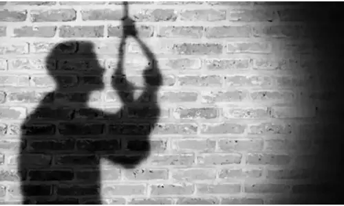 तंबाकू कारोबारी ने खत्म की जिंदगी, GST छापेमारी के बाद तनाव में थे तंबाकू कारोबारी ने खत्म की जिंदगी, GST छापेमारी के बाद तनाव में थे