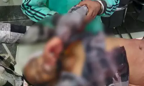 बस्तर डबल मर्डर मामले में 4 हत्यारे गिरफ्तार, लड़की पर गुलाल लगाने पर उपजा था विवाद बस्तर डबल मर्डर मामले में 4 हत्यारे गिरफ्तार, लड़की पर गुलाल लगाने पर उपजा था विवाद
